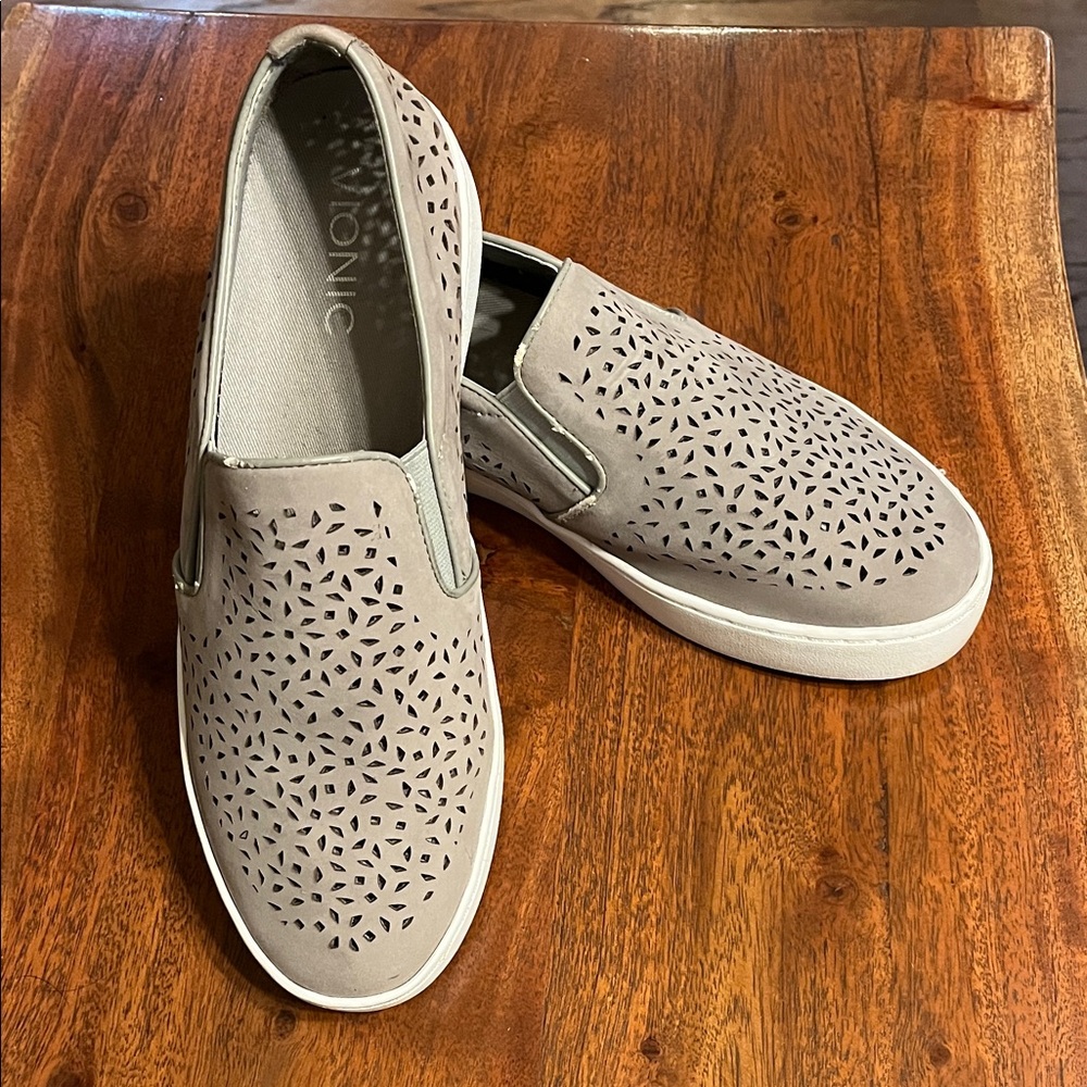 Vionic Women's 7.5 Perforated Slip-On Loafers - Gray